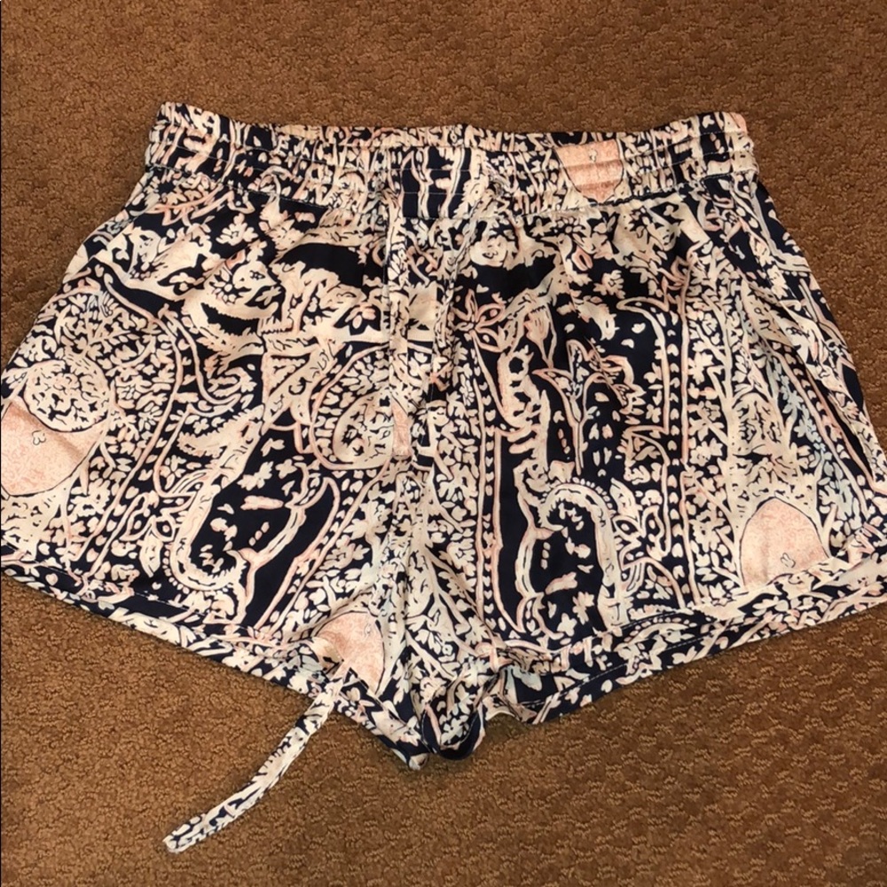 Women’s loose fitted shorts